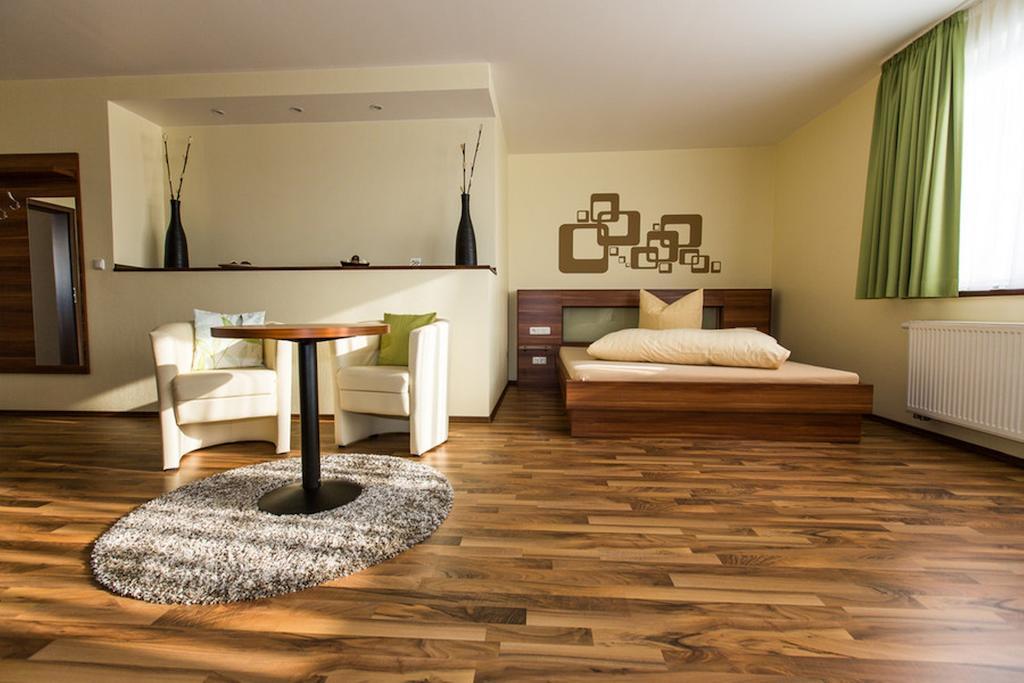Hotel Viola Hochheim am Main Quarto foto