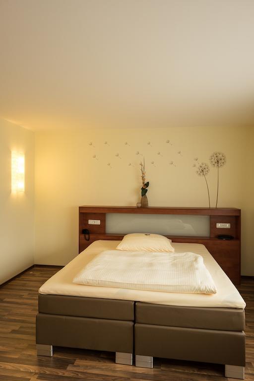 Hotel Viola Hochheim am Main Quarto foto